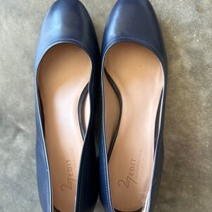 Navy blue pumps